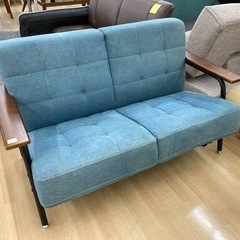 🉐二人掛けソファー水色 W(幅)137xD(奥行き)74xH(高さ)77cm※ クリーニング済み🉐の画像