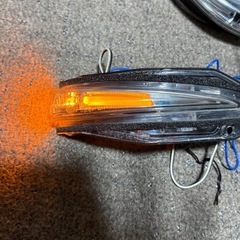 80ノア、ヴォクシー、エスクァイア　60ハリアー　LEDドアミラーウインカーの画像