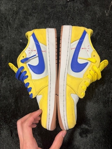 NikeJordan1 x Travis Scott Low OG Canary
