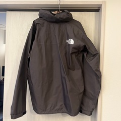 ノースフェイス　メンズジャケット　グレー色の画像