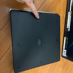 本日限定値引きあり　【限定版GTモデル】PS4 Slim ジャンク品（箱・限定コントローラー付）　　の画像