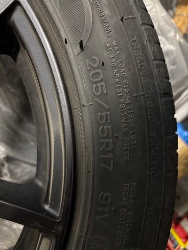 夏タイヤホイールセット　205/55R17