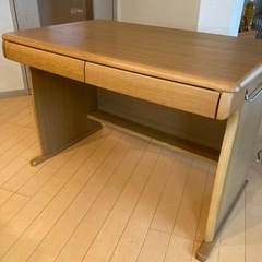 イトーキ学習机棚もありますの画像