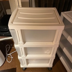 急募2/13まで　プラスチック収納ケース  ×5の画像