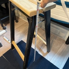 無料　木製イスの画像