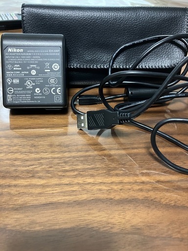デジカメCOOLPIX S3000 オレンジ