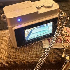 デジタル　トイカメラ　マイクロSDカード付の画像