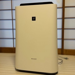 価格相談OK【2022年製・美品】SHARP 加湿空気清浄機 KC-F70-W プラズマクラスター 専用フィルター付けますの画像