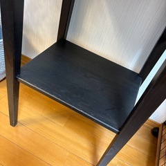 IKEAヘムネスのサイドテーブル の画像