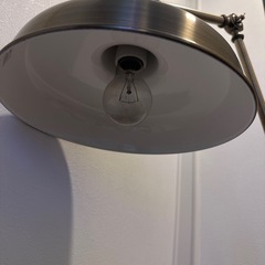 フロアランプ　ゴールド　の画像