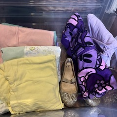 子ども用品　大人洋服などの画像