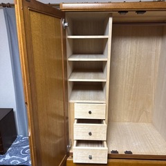 中古品 洋ダンス 楢＆桐の画像