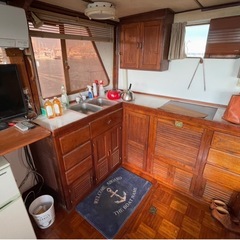 大型トローラークルーザー，tug39.39フィト、デーゼルエンジン、船検満タン有ります、処分します、100万円❣️の画像