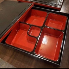 松花堂 弁当箱 黒中赤 仕切り付 重箱 20セットの画像
