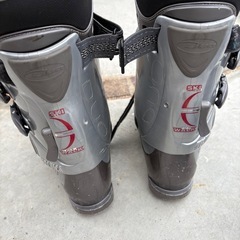 子ども用スキーセットの画像