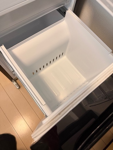2/14までの特別価格‼️セット売り可能‼️ 冷蔵庫 REFAGE YRZ-F15LK 2023年製 2ドア 156L ブラック ファ