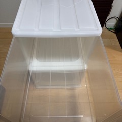 衣装ケース2つ（バラ売り場可）の画像