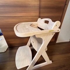 カトージ　プレミアムベビーチェアの画像