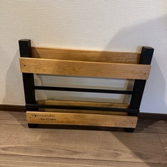 本　雑誌　たての画像