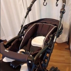 ベビーカーAprica 両対面式の画像