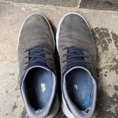 中古スニーカー27cmの画像