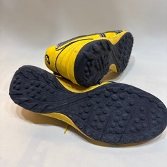 サッカー　フットサル　　アシックス　TST637 27.5の画像