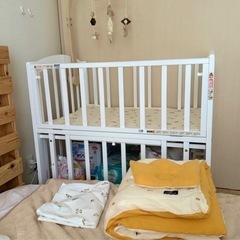 急募！【ほぼ未使用美品】ベビーベッド マットレス等 フルセット  の画像