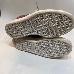 プーマ　22.5の画像