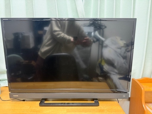 東芝（REGZA）32型テレビ