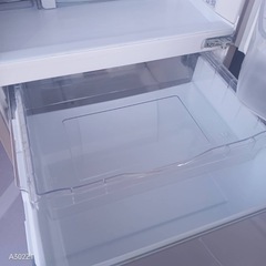 C062 送料設置無料　日立　自動製氷機能付き　大型冷蔵庫　315Lの画像