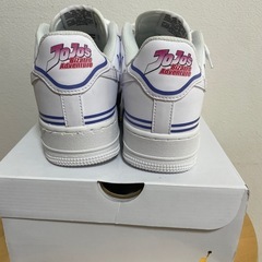 NIKE AIR JORDANジョジョの奇妙な冒険コラボスニーカーの画像