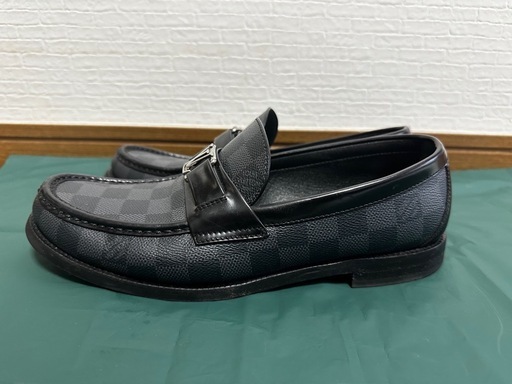 【本日18:00まで限定価格】ルイビトンローファー