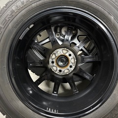 ライズ　ロッキーハイブリッド　195/65R16 スタッドレス5穴の画像