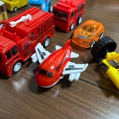 ミニカーのおもちゃセットの画像