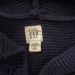 GAPのカーディガンの画像