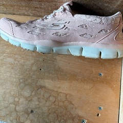 スケッチャーズの画像