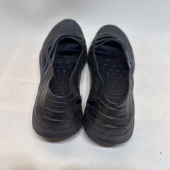 adidas 夏用サンダルの画像