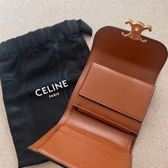 CELINE トリオンフ　三つ折り財布の画像