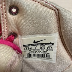 NIKEピンクハートバレンタイン限定品、現状品、used品22.5cmの画像