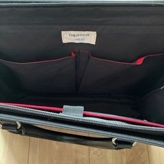 就活カバンの画像