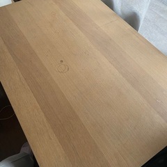 IKEAテーブルの画像