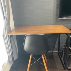 【美品】シンプルなデスクと椅子 の画像