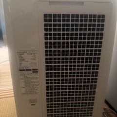 【SHARP 除加湿空気清浄機 KC-HD70-W 2022年製】の画像
