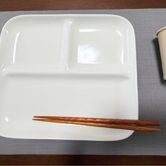 ワンプレート食器　4枚の画像
