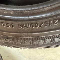 スタッドレスタイヤ　4本セットの画像