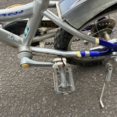 子供用自転車　16インチ　ブリヂストンの画像