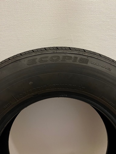 ハイエース純正タイヤ 山約8分残195/80/R15LT ECOPIA４本