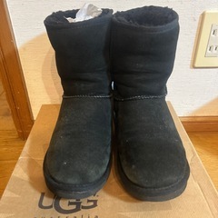 UGGモコモコブーツの画像