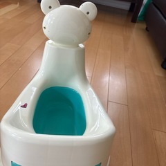 西松屋のクマのオマルの画像