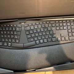 ロジクール ERGO K860 エルゴノミック キーボードの画像